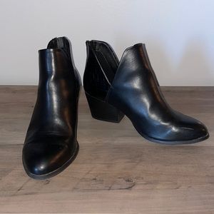 6.5 black booties